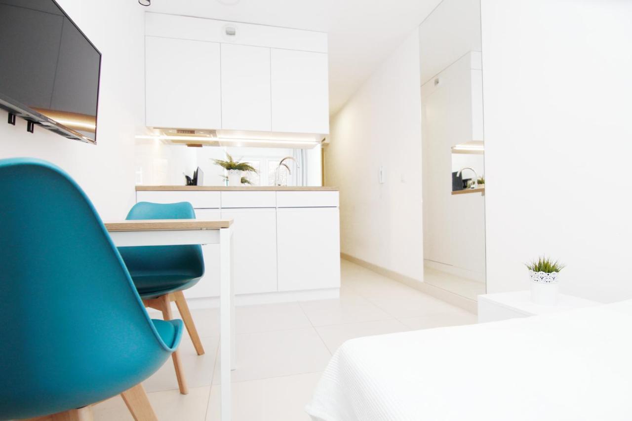 Blue River - Pulaskiego A - Private Apartment Вроцлав Екстер'єр фото